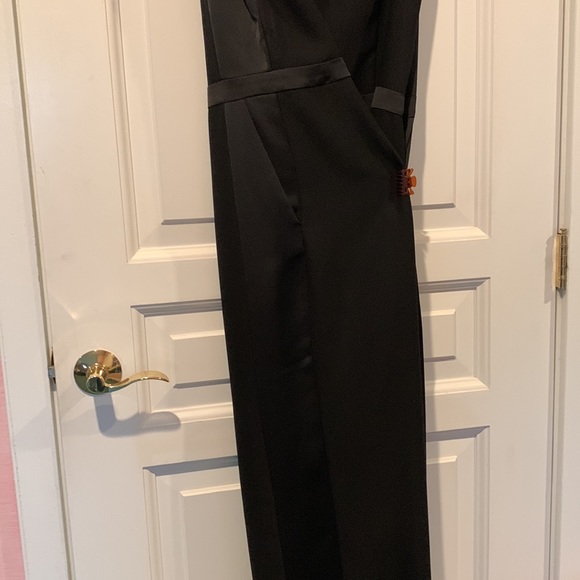 Banana Republic Black Tuxedo style jumpsuit size 14 - Picture 5 of 6